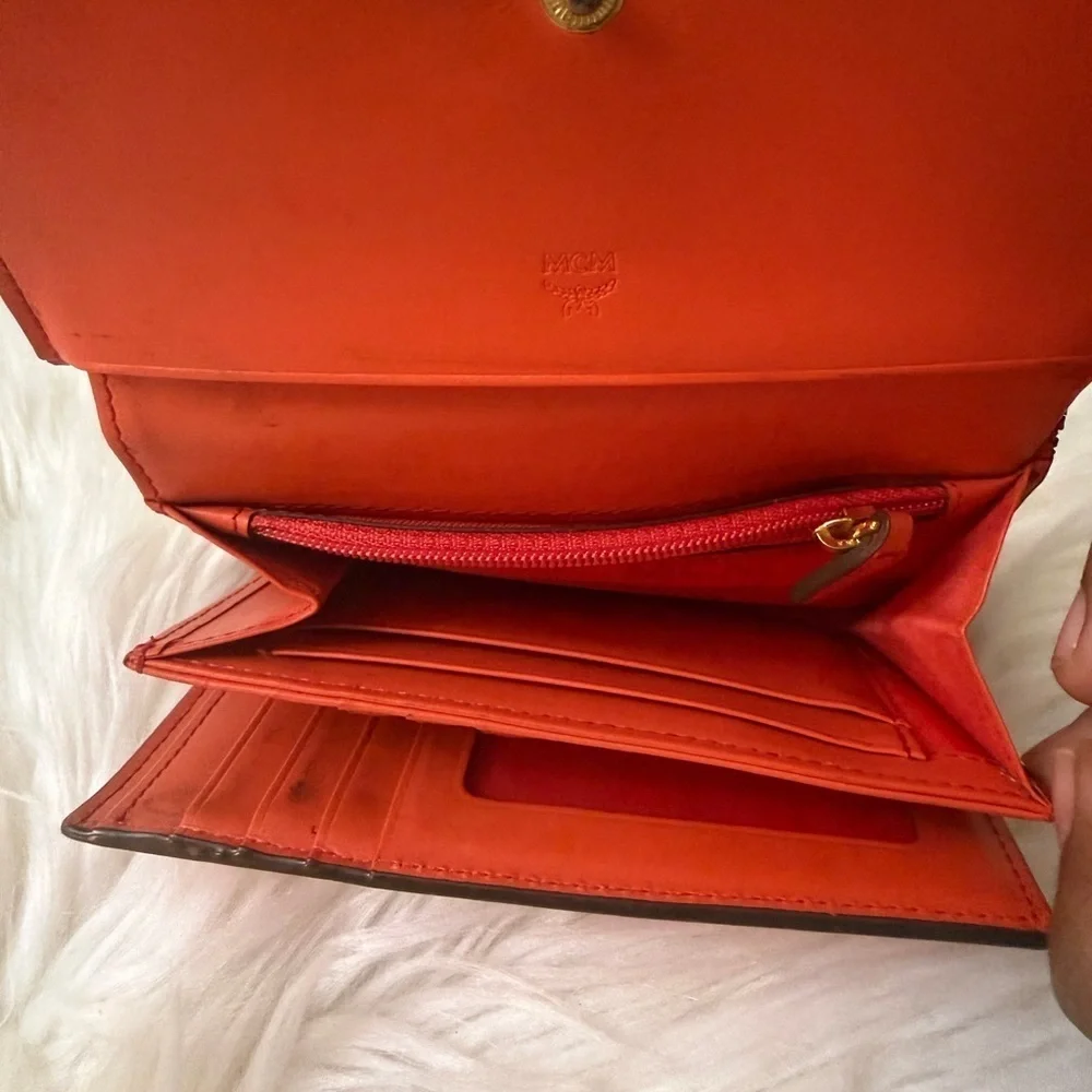 MCM Red Saffiano Leather Bifold Wallet – Gold Logo Pristine RARE
